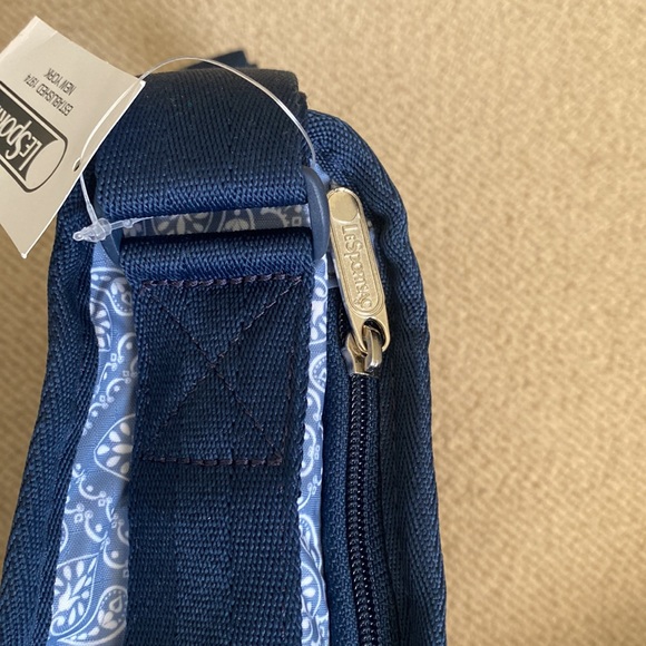 Nwt LeSportsac bag - Picture 5 of 7